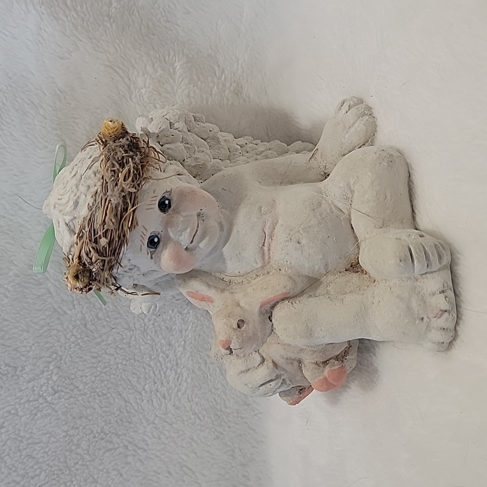Dreamsicle Angel Holding Bunny 4" x 5"